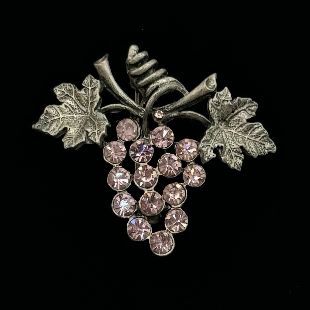 LIA Vintage Crystal Grapes Brooch - Picture 1 of 9